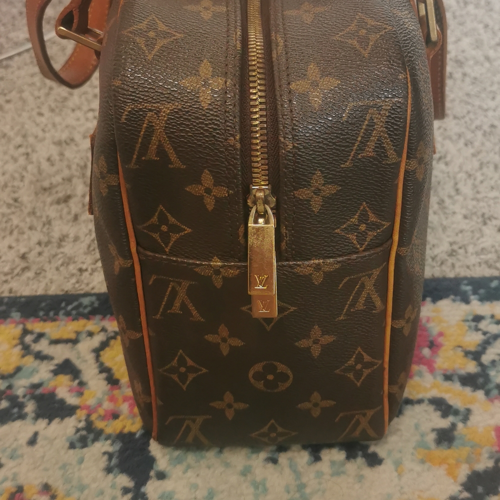 Louis Vuitton Monogram Canvas City Size GM - Picture 5 of 14